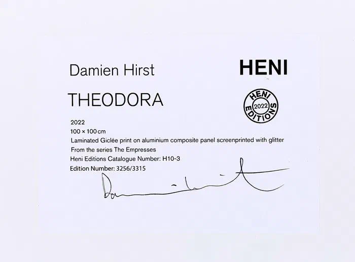 Theodora 작품 뒷면