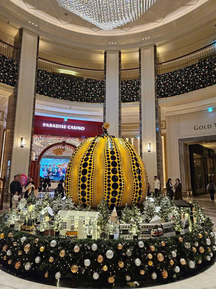 파라다이스 시티의 Great Gigantic Pumpkin