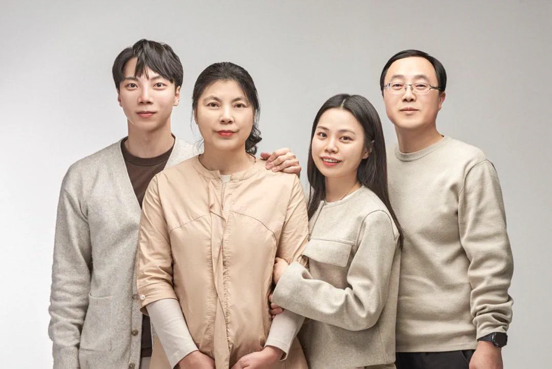 완성된 가족사진